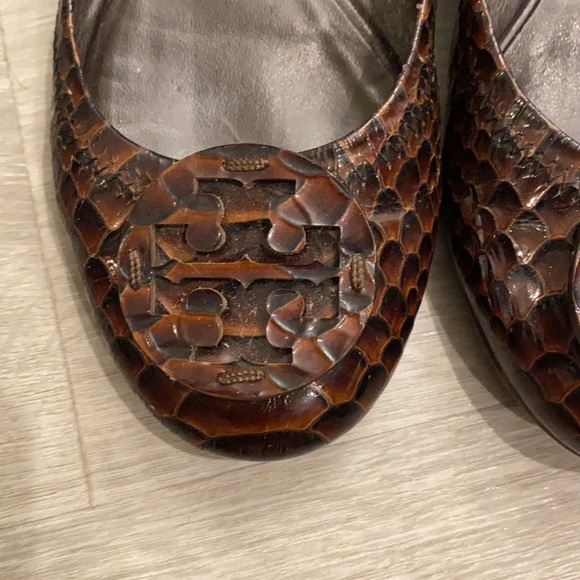Tory Burch Reva Ballet Flat Doria Snake Print - Picture 2 of 8